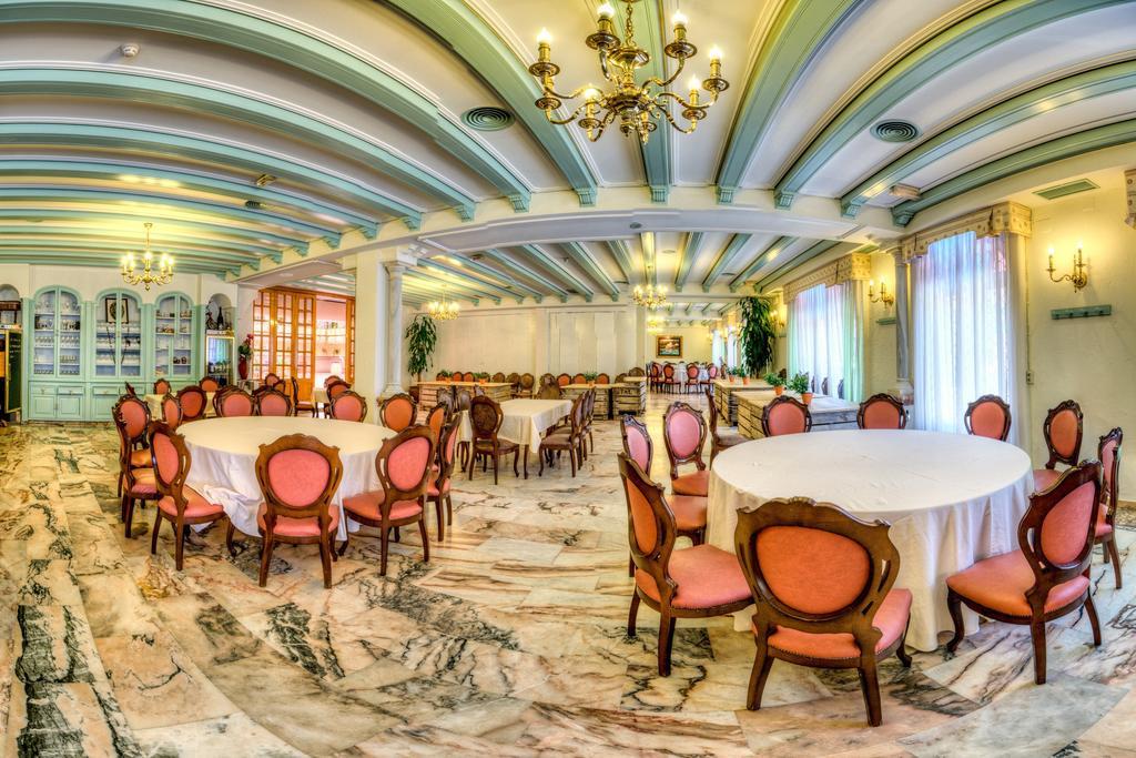 Hotel Sandra الكالا ذي غواذَيْرا المظهر الخارجي الصورة