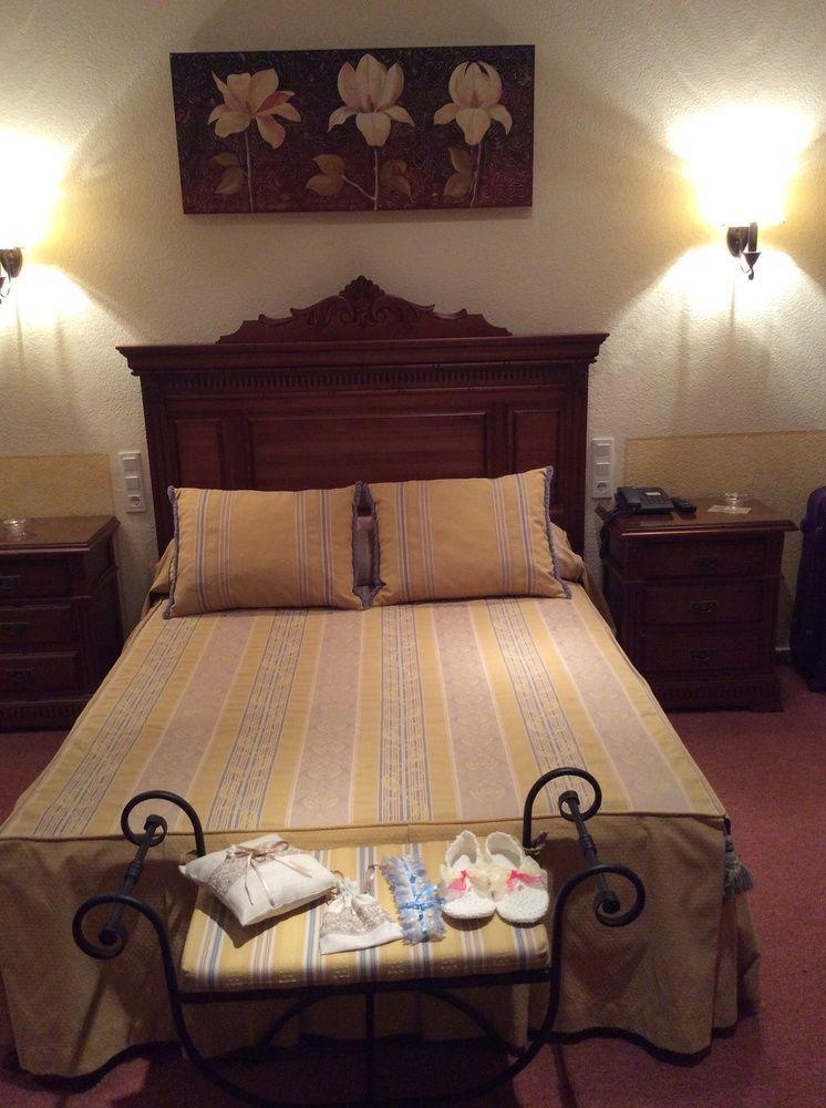 Hotel Sandra الكالا ذي غواذَيْرا المظهر الخارجي الصورة
