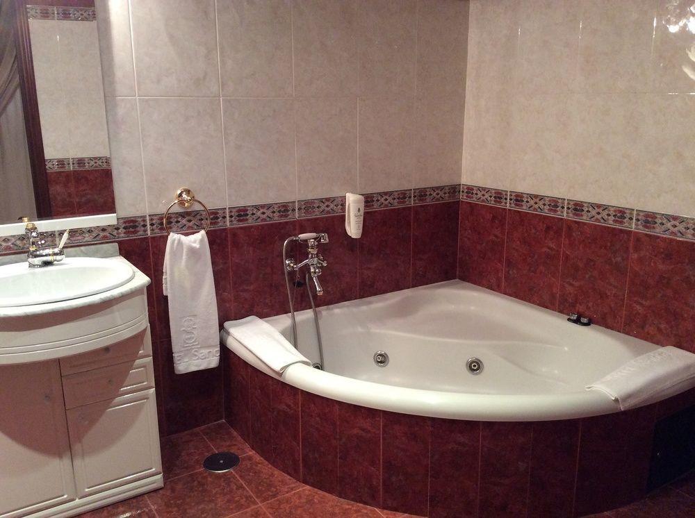 Hotel Sandra الكالا ذي غواذَيْرا المظهر الخارجي الصورة