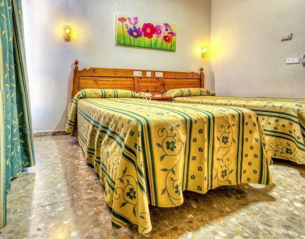 Hotel Sandra الكالا ذي غواذَيْرا المظهر الخارجي الصورة